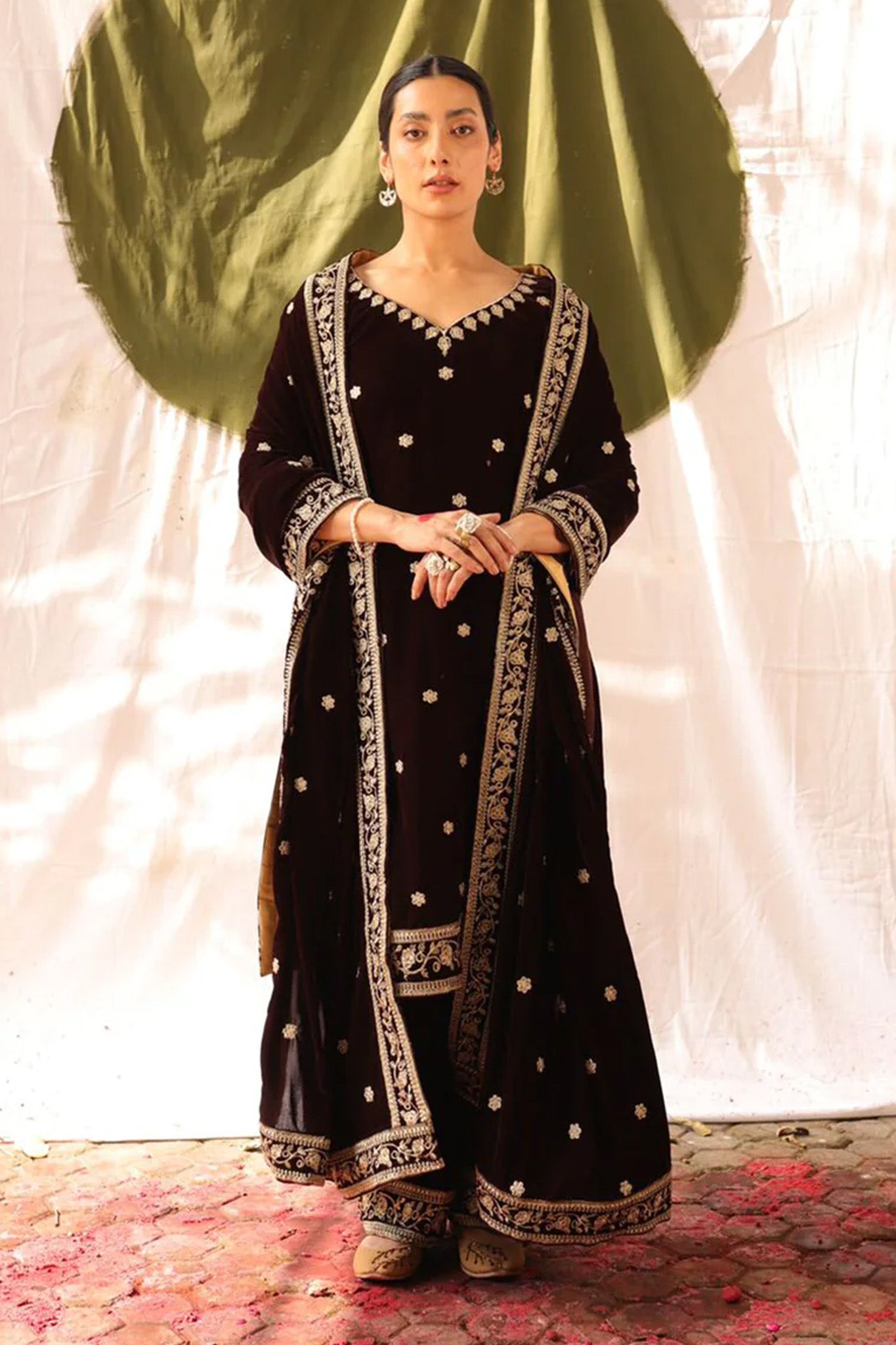 Mannat Clothing Pret Embroidered Lawn 2 Piece Suit Eclipse