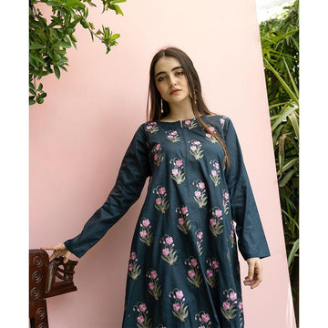 Sale On Brands In Pakistan | Mannat Clothing – Page 3 – MannatClothing